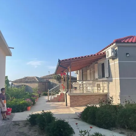 Cathrin'S Villas And Apartments Zverneci Exterior photo
